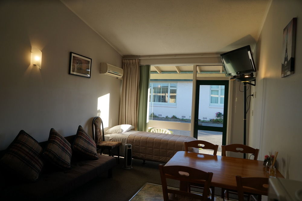 Tui Lodge Motel Κράισττσερτς Εξωτερικό φωτογραφία