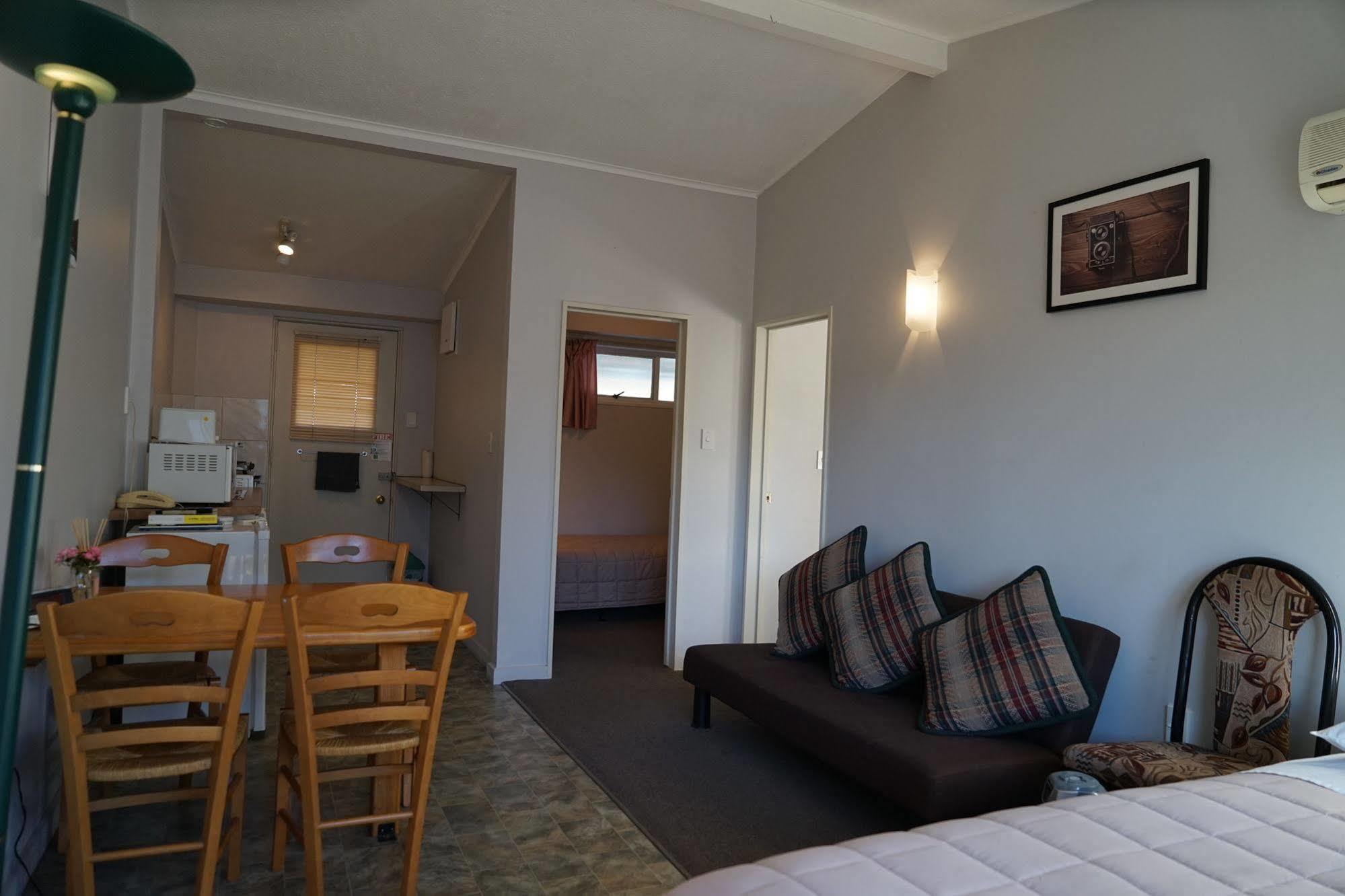 Tui Lodge Motel Κράισττσερτς Εξωτερικό φωτογραφία