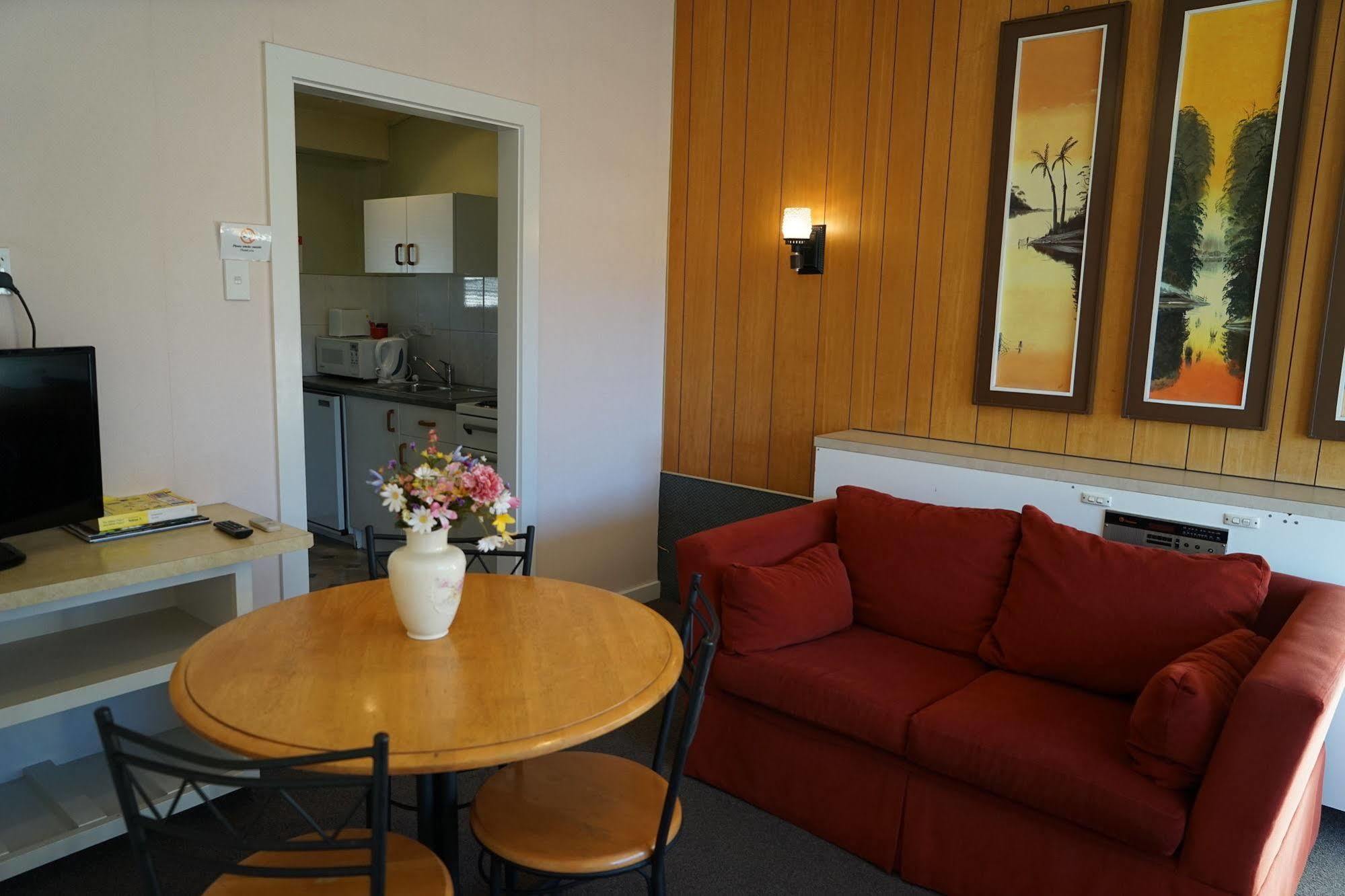Tui Lodge Motel Κράισττσερτς Εξωτερικό φωτογραφία
